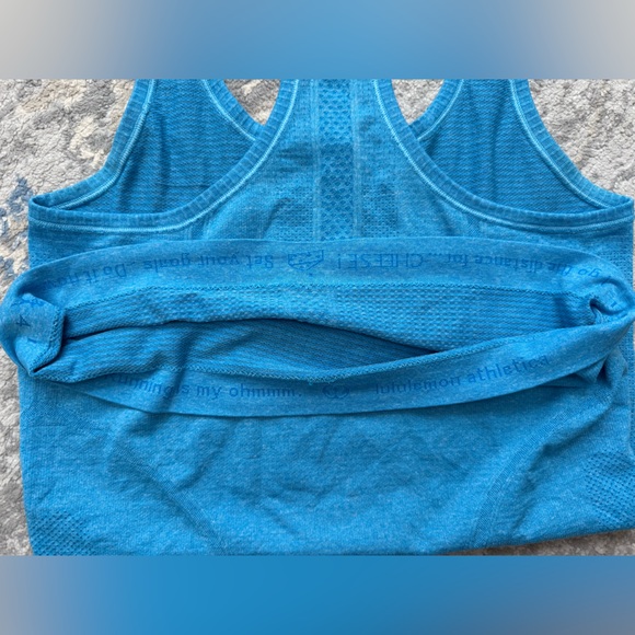 Lululemon Run: Swiftly Tech Racerback Heathered Cornflower - Picture 8 of 9